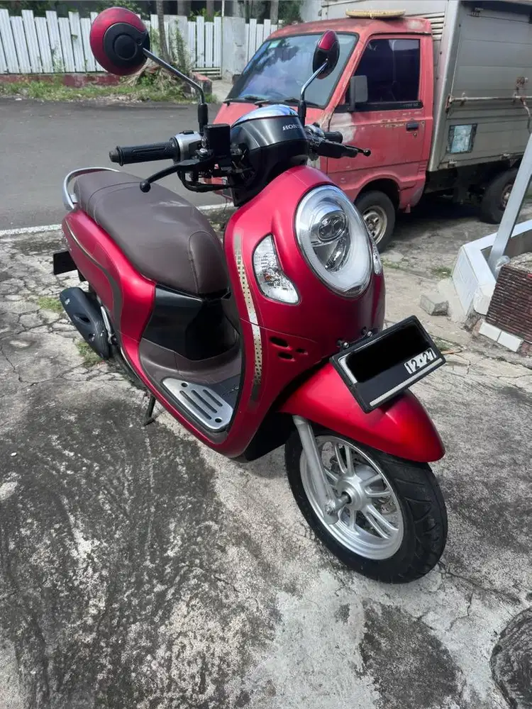 Scoopy Stylish 2022