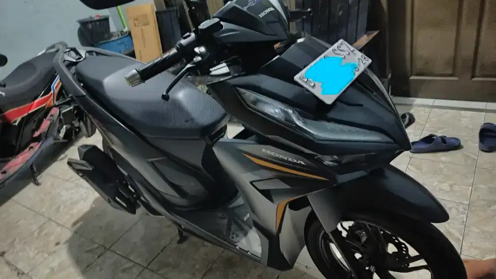 Honda Vario 125 BLACK