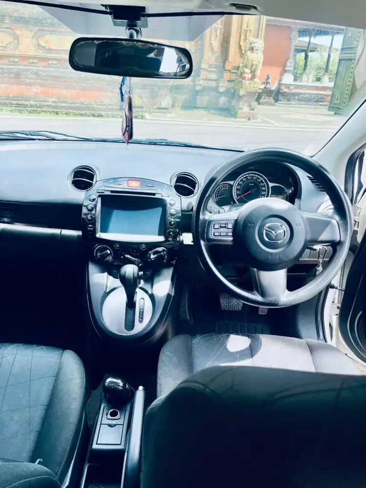 Mazda 2 Tahun 2013 R Pribadi