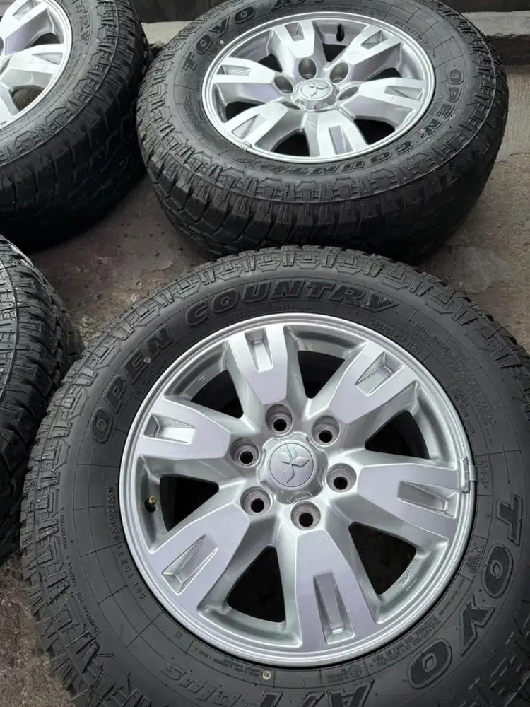 Velg Mitsubishi TRITON R.17 ori