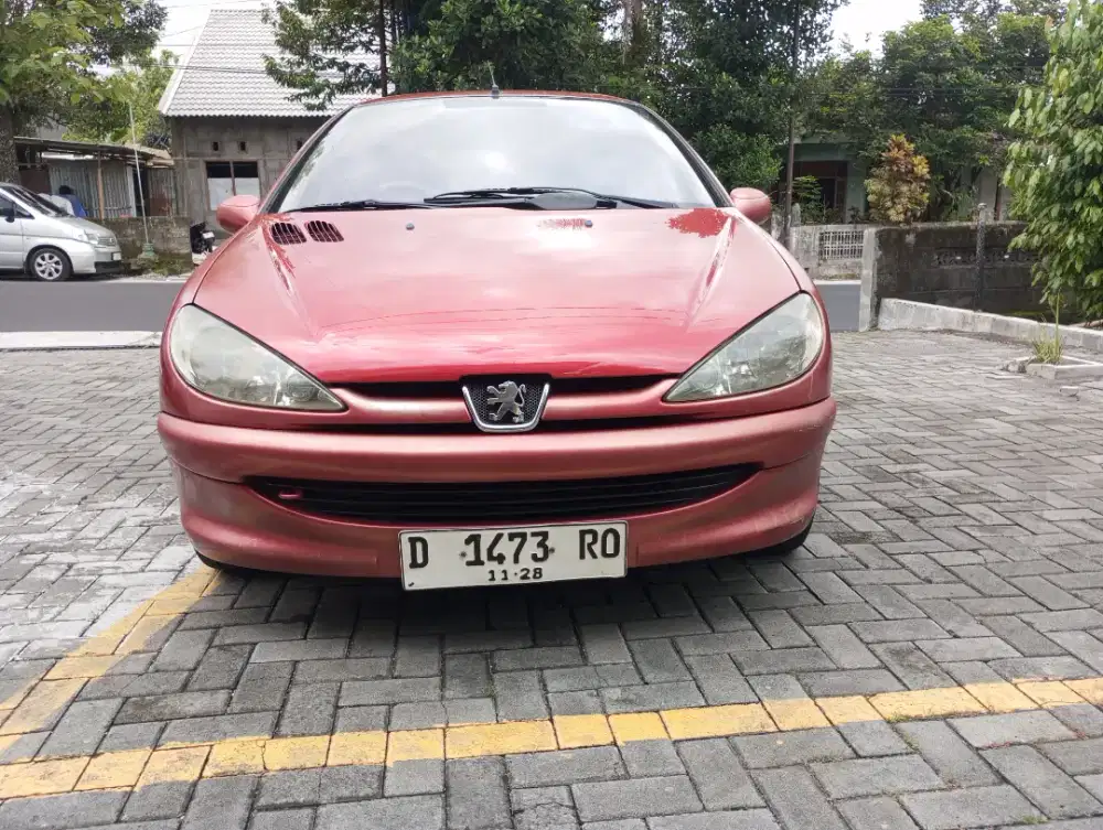 Peugeot 206 manual km rendah