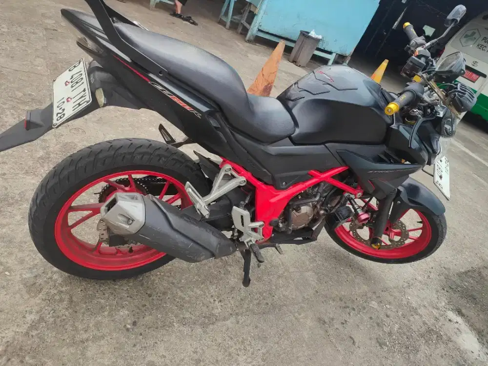 CB 150 R STREET FIGHTER