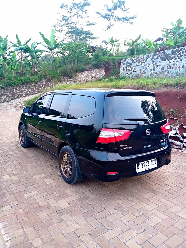 Nissan Livina 2014 Bensin