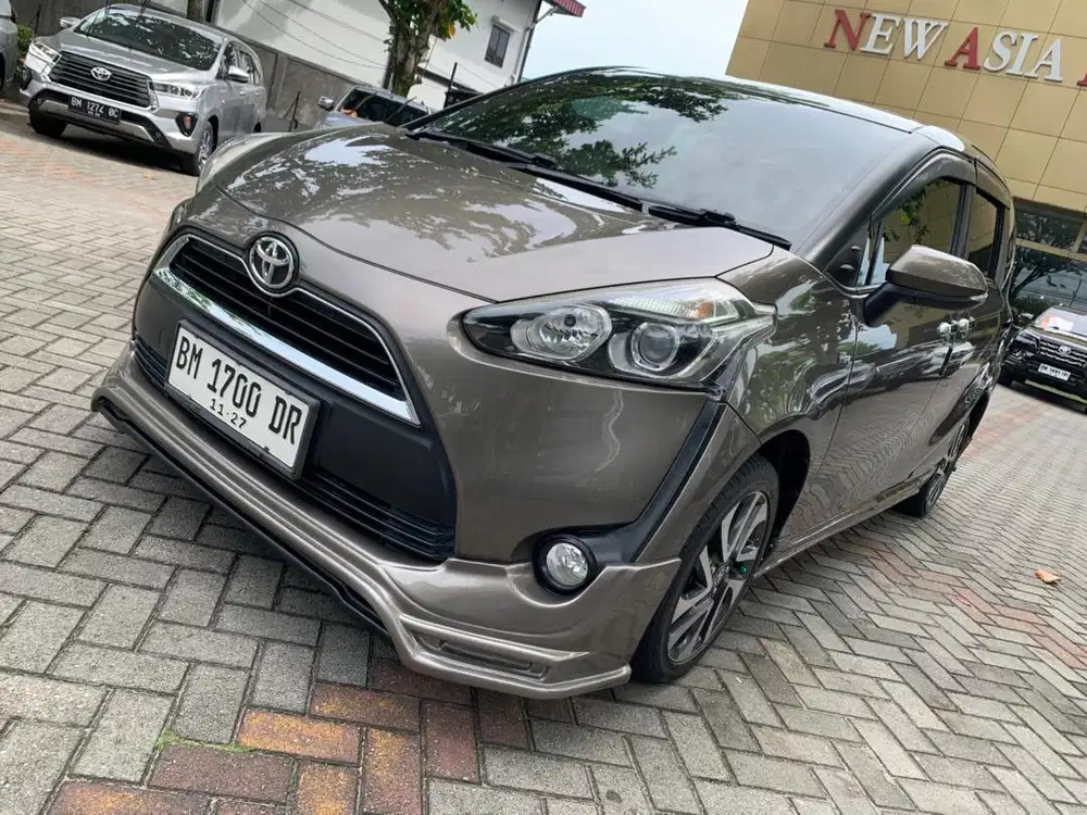 Sienta 1.5 V Matic Matic 2016