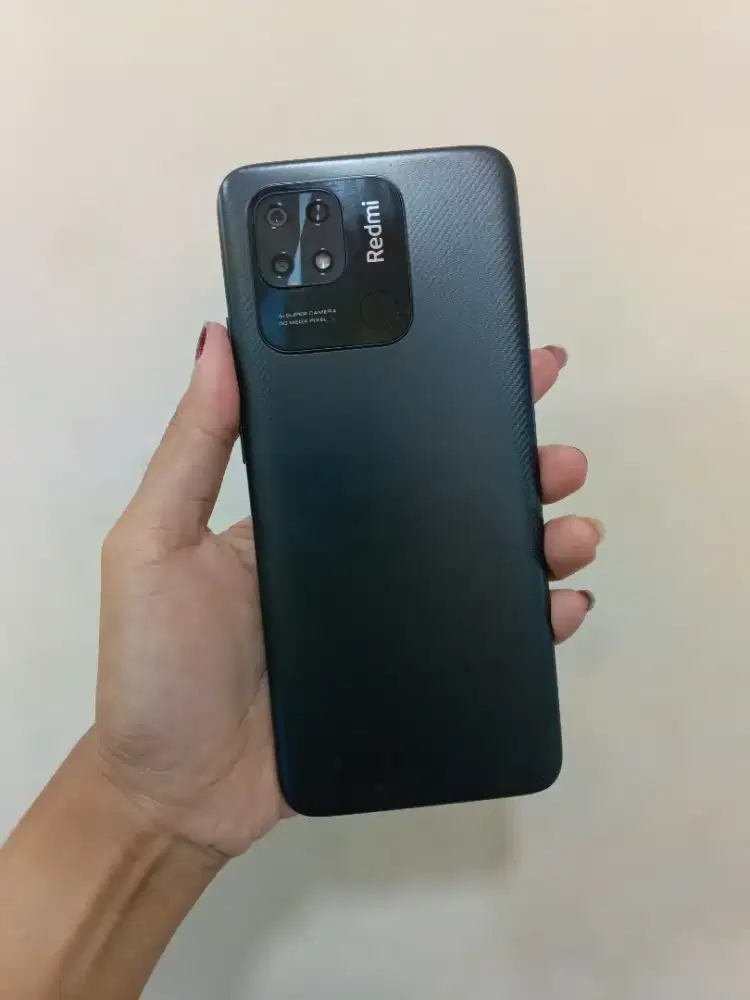 Jual hp bkas Xiaomi redmi10c 4/64gb black mlus pke lengkap