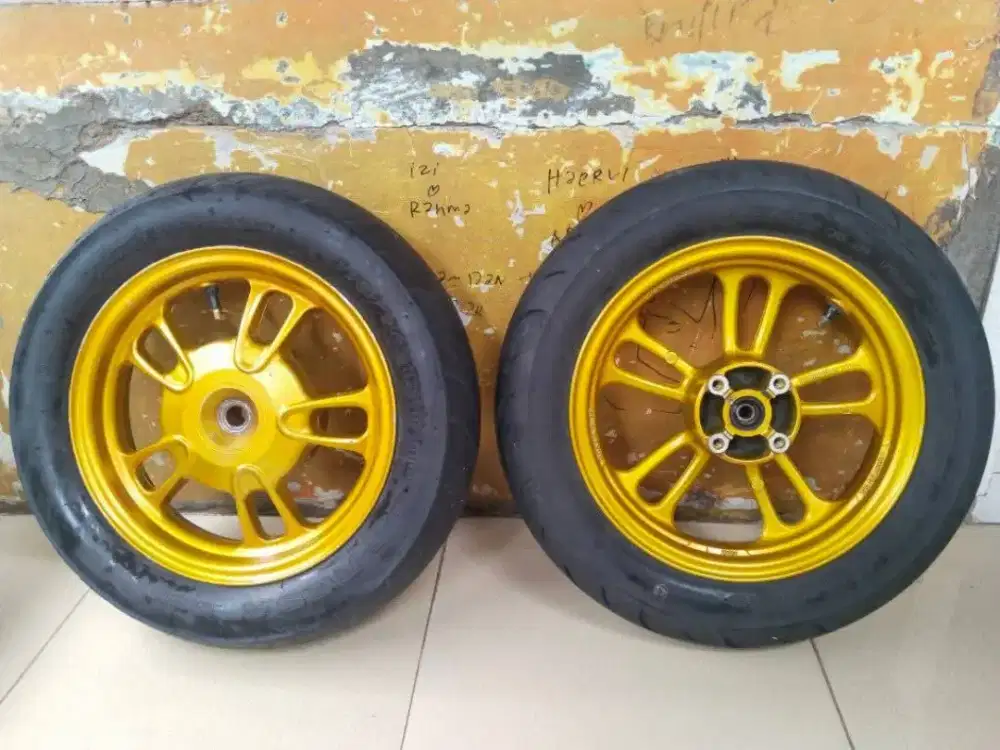 Velk ring 12 scoopy 2023