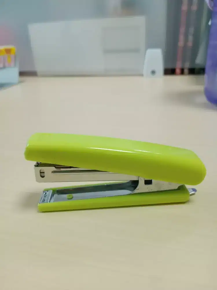 Staples Mini Hijau Kenko