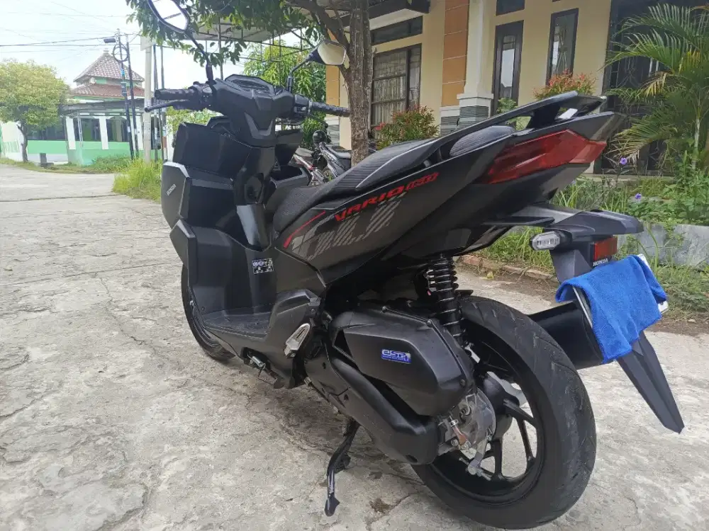 Vario 160 CBS ISS 2024/25