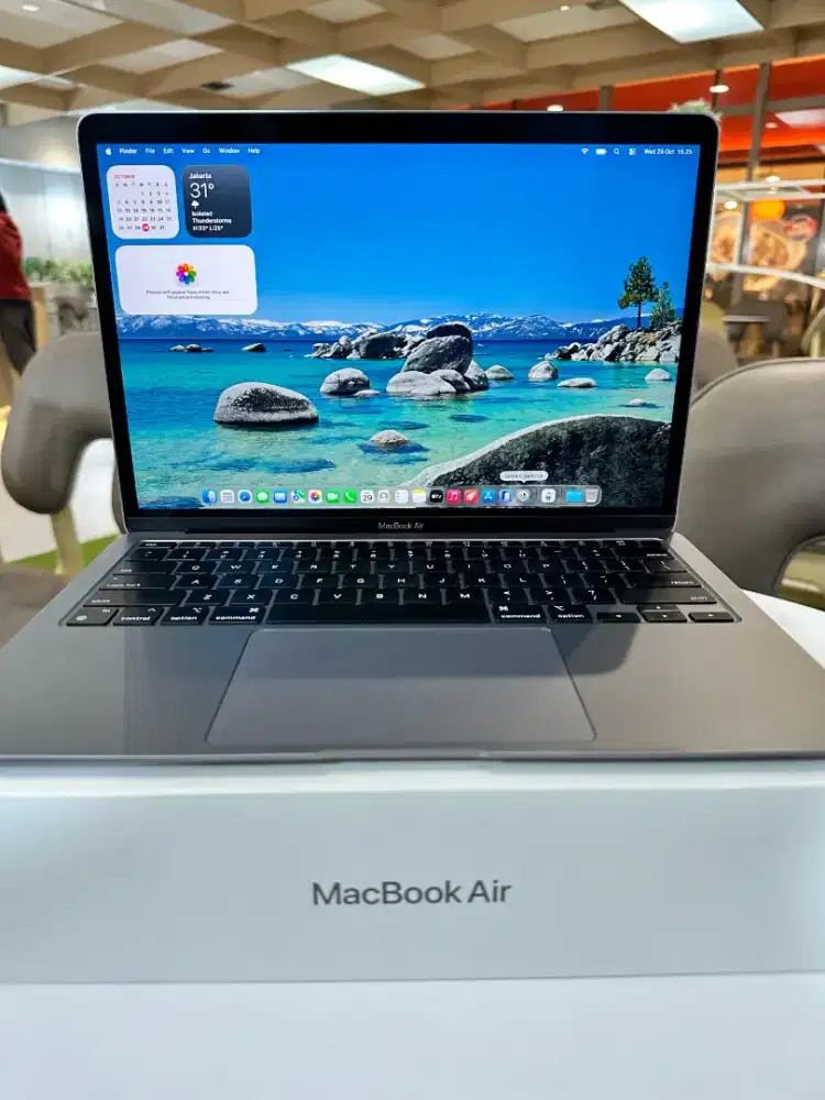 Macbook Air M1 8/256