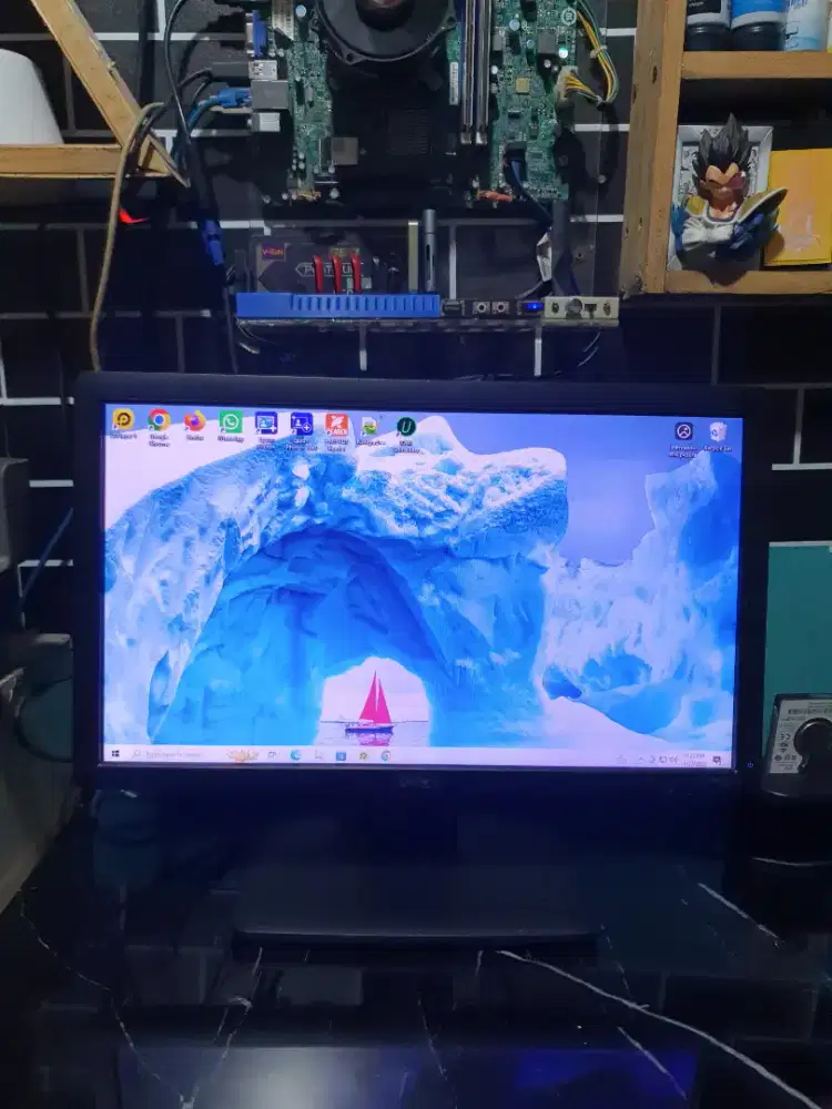 Monitor Dell 19 inch komplit kabel