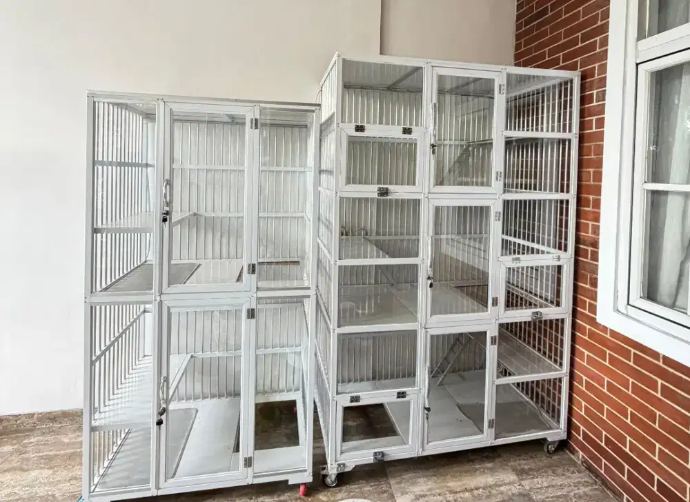 DIJUAL 2 KANDANG KUCING