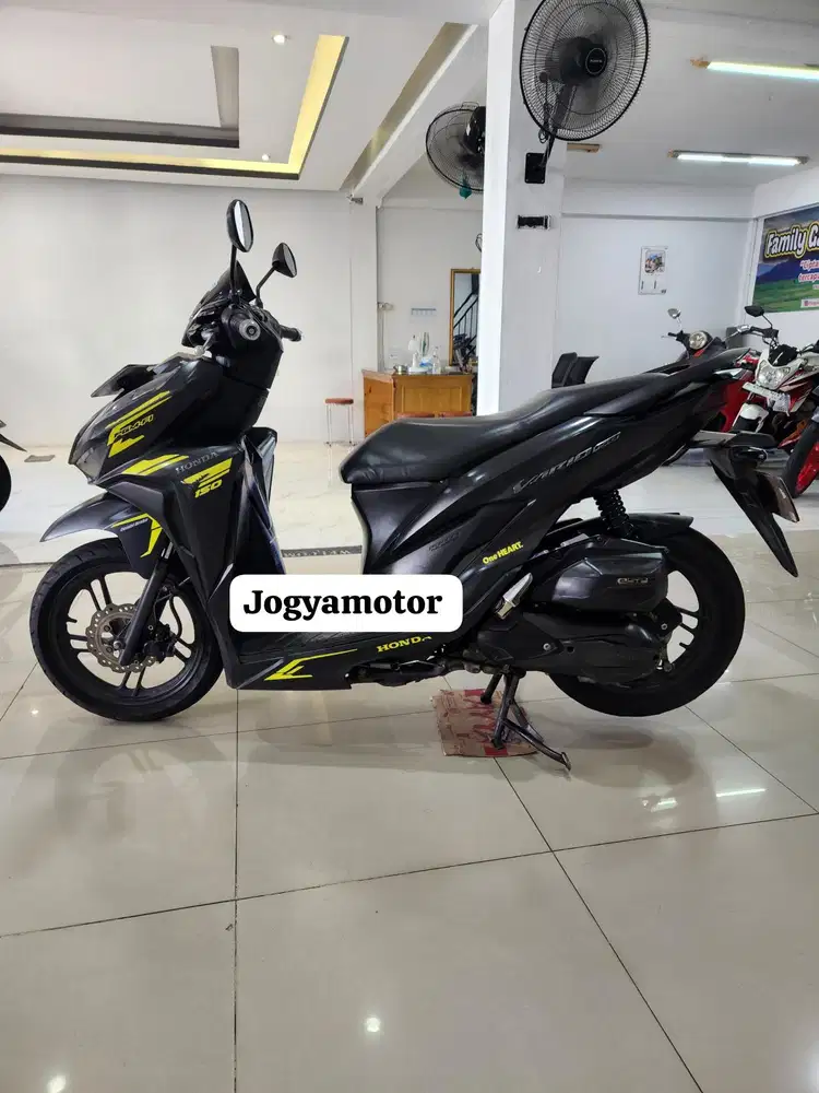 (B) honda vario 150 cc tahun 2019 cash dan credit