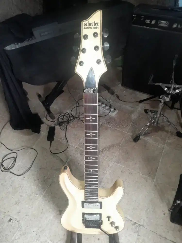 Gitar schecter diamond