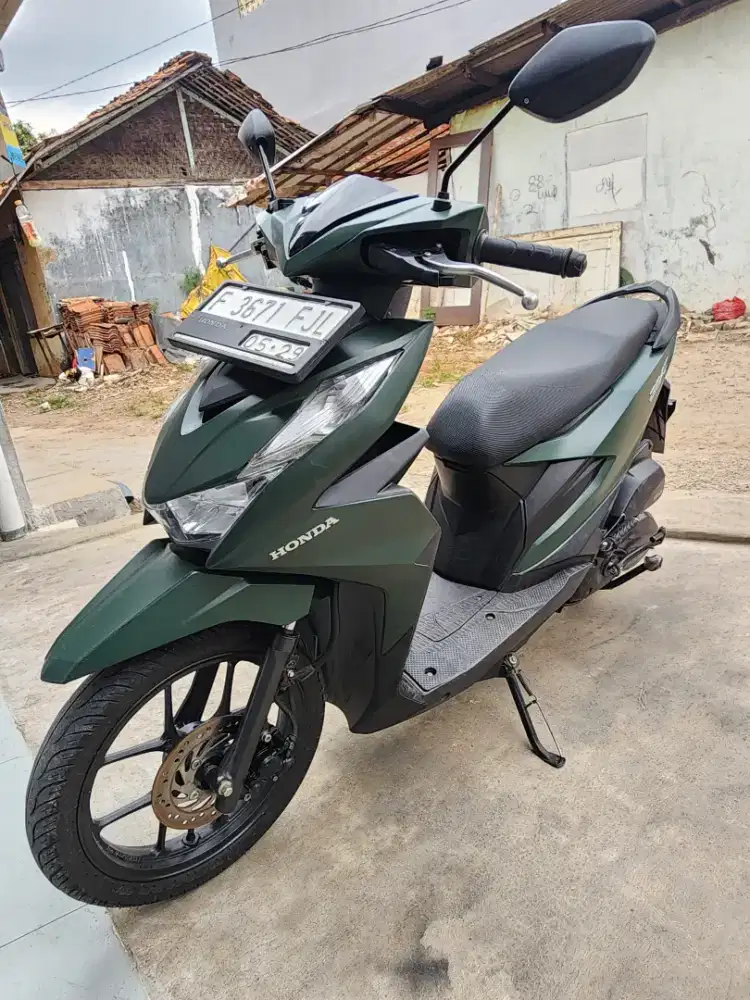 Beat Deluxe 2024 pajak On