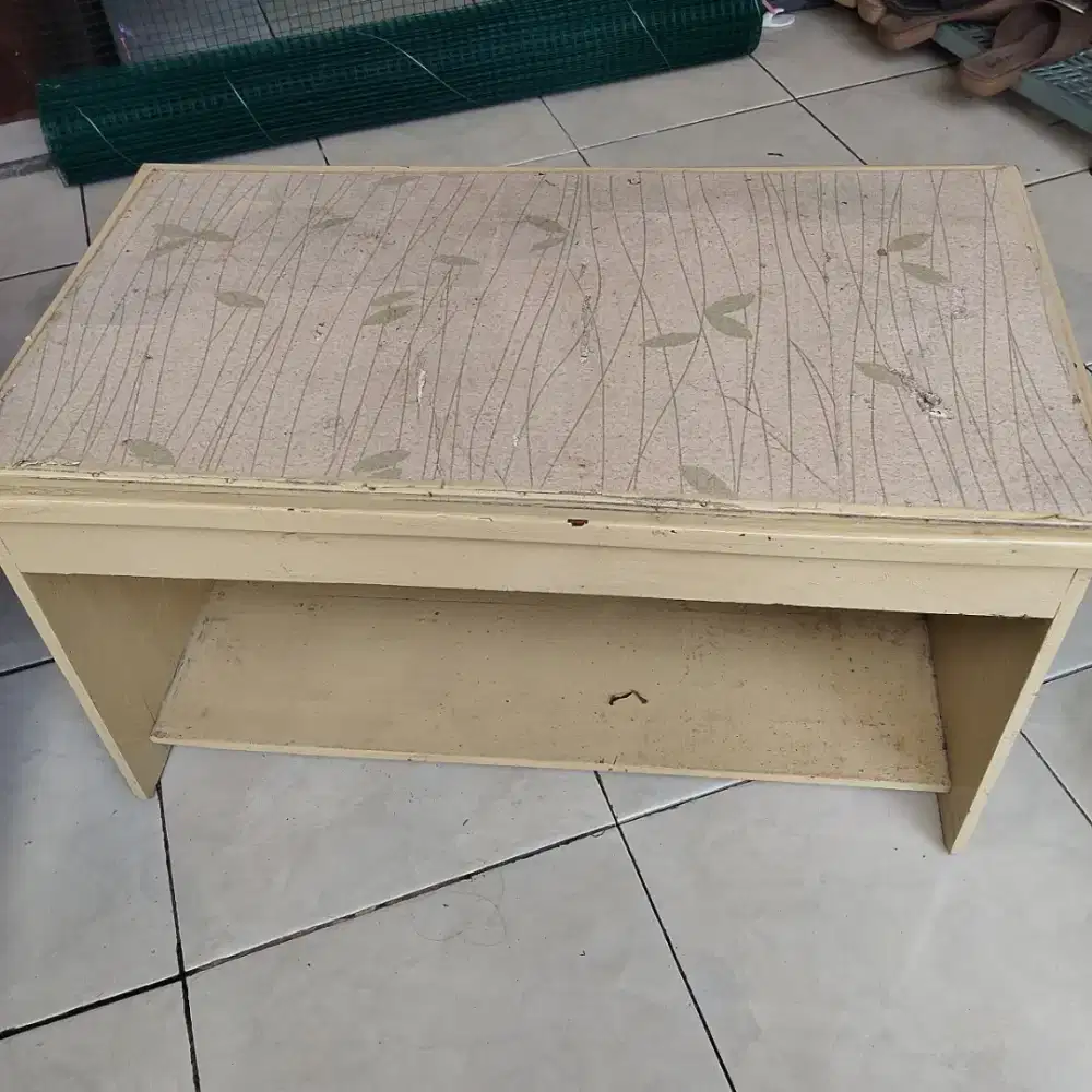 Meja Belajar Kayu Murah