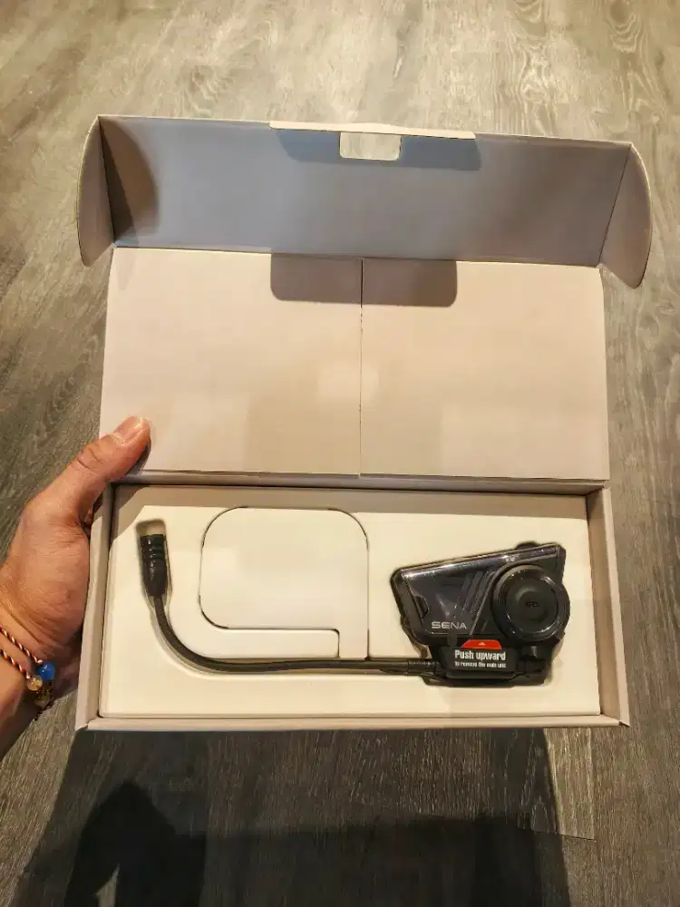 DIJUAL INTERCOM SENA 60S HARMAN KARDON MESH BLUETOOTH (BARU)