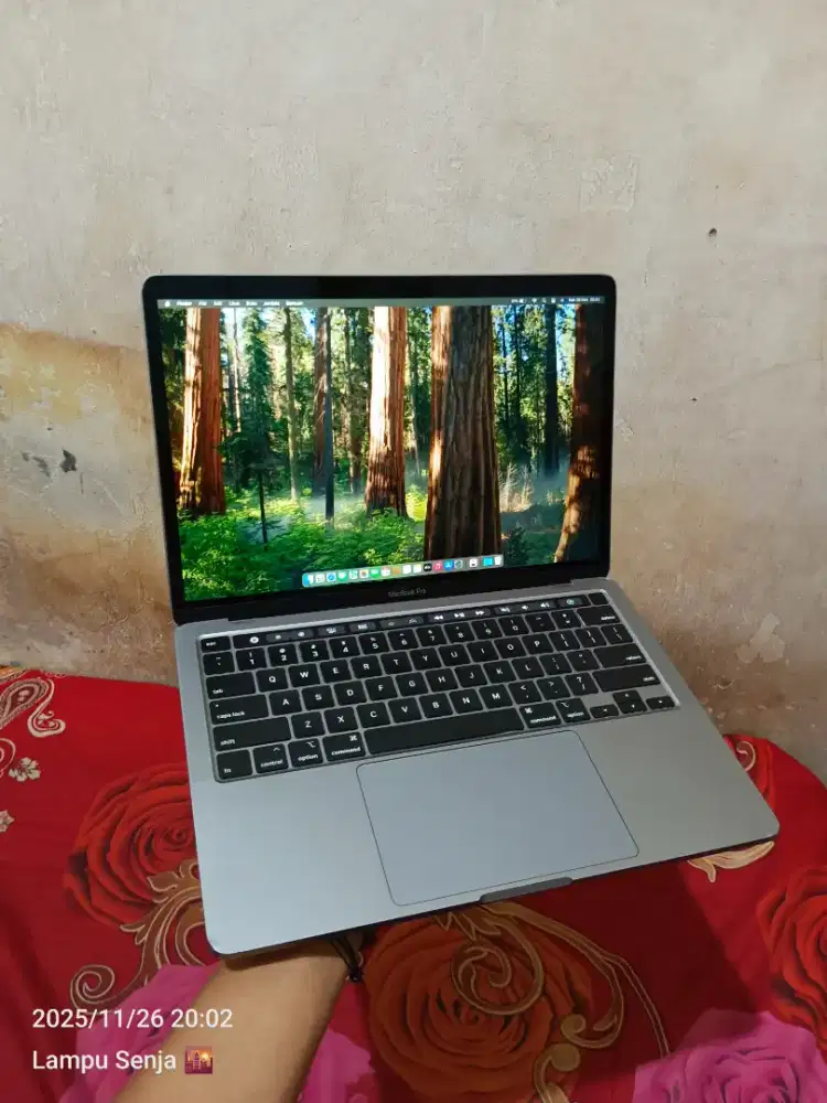 Macbook Pro Retina Tochbar 2020 13 inch 8/256