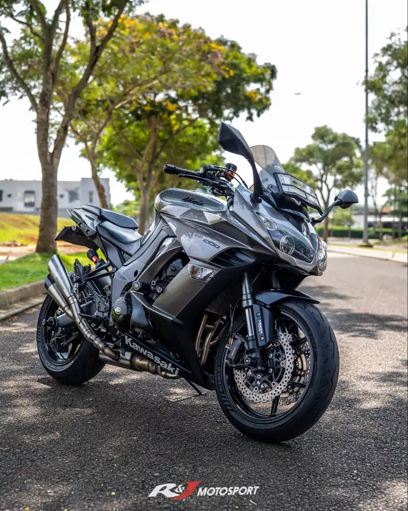 (Full Paper) Kawasaki Ninja 1000 Nik 2014 Warna Grey KM 16.000an