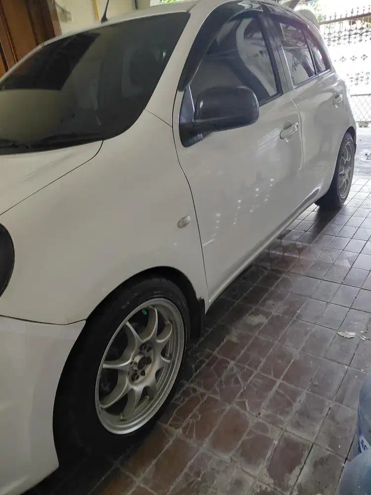 Nissan March 2012 Automatik 2012