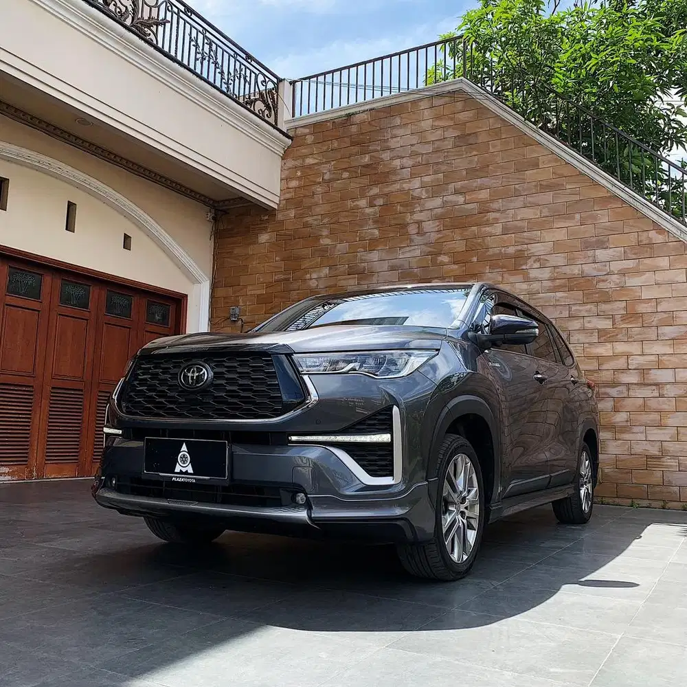 ( Km 10.000 ) 2023 Toyota Innova Zenix 2.0 Q A/T