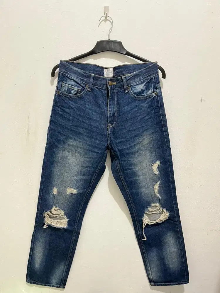 Jeans hightwaits & ripped jeans