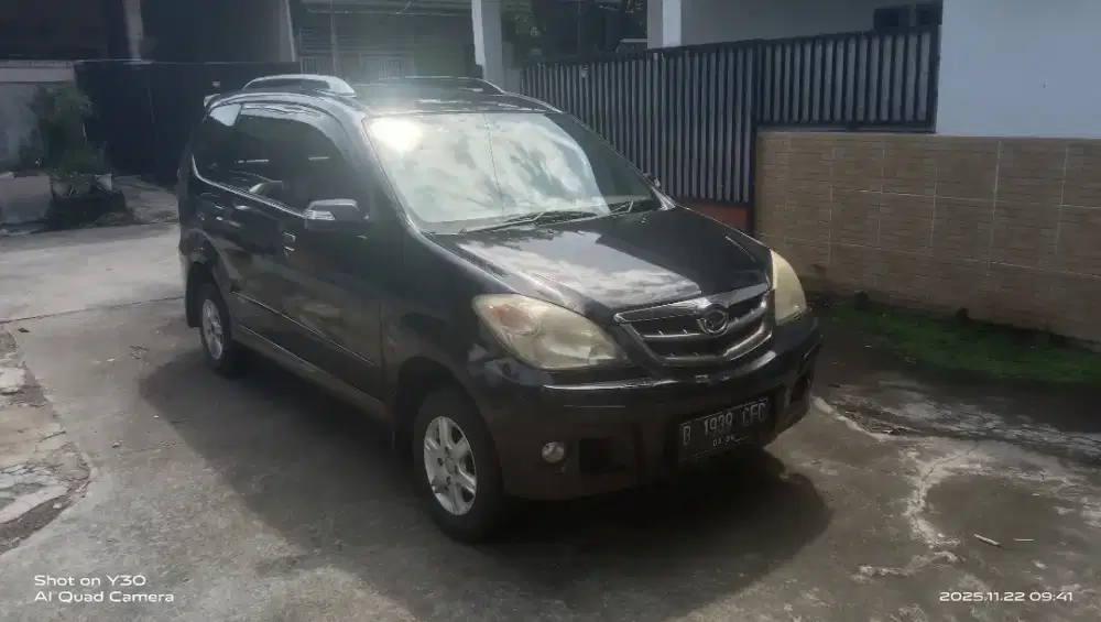 Dijual Xenia tahun 2010