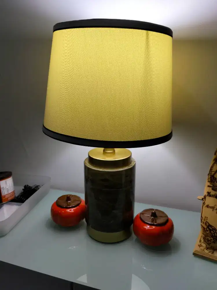 LAMPU HIAS ACE KERAMIK