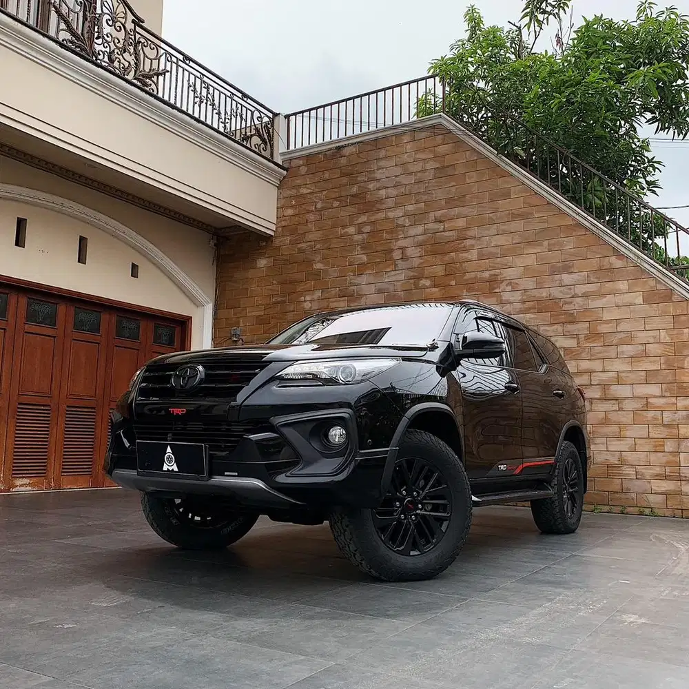 2018 Toyota Fortuner 2.4 TRD Sportivo A/T