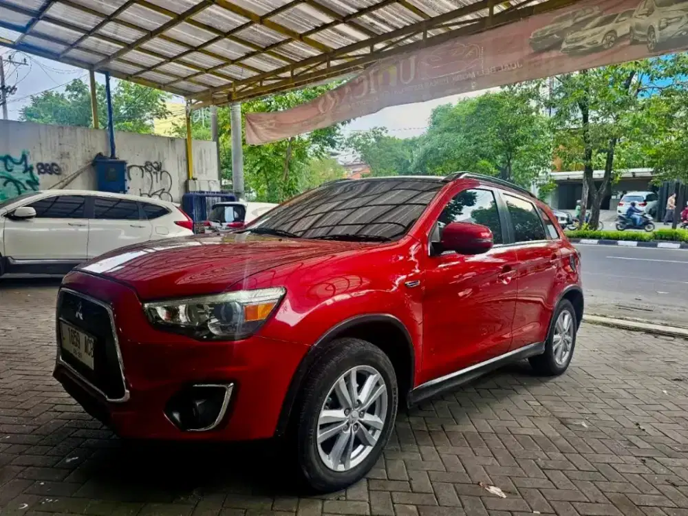 Mitsubishi Outlande Px at 2015.Panoramic Sunroof