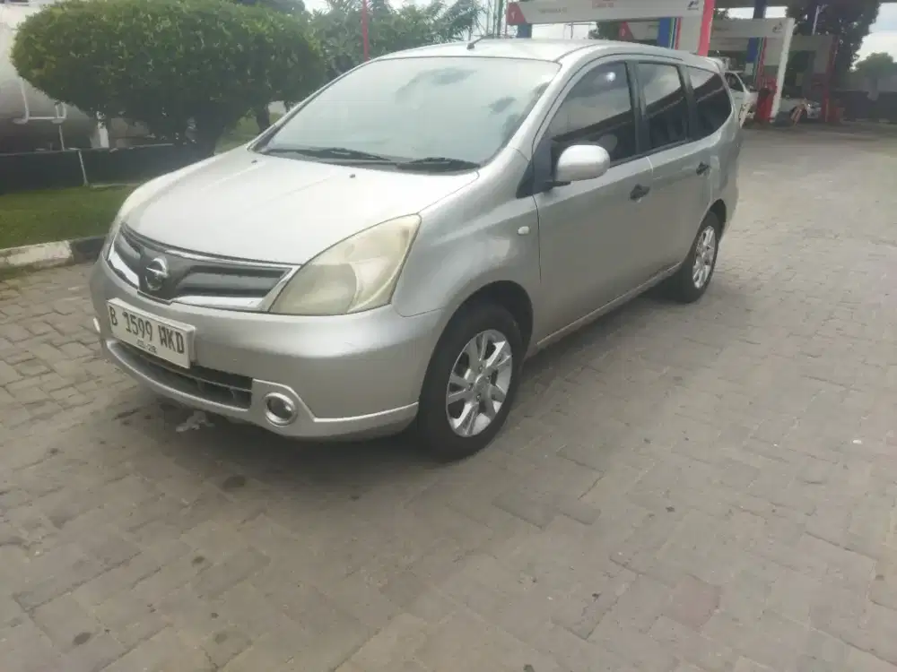 Grand Livina SV Manual 2013