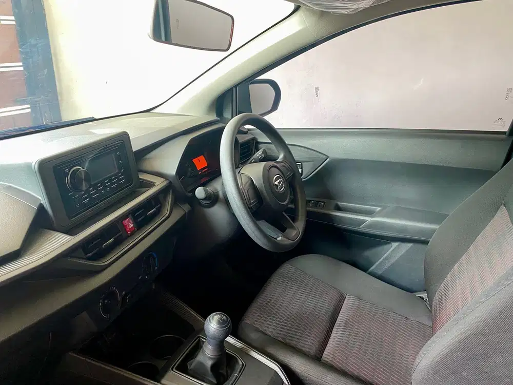 Daihatsu Ayla 2024 Bensin