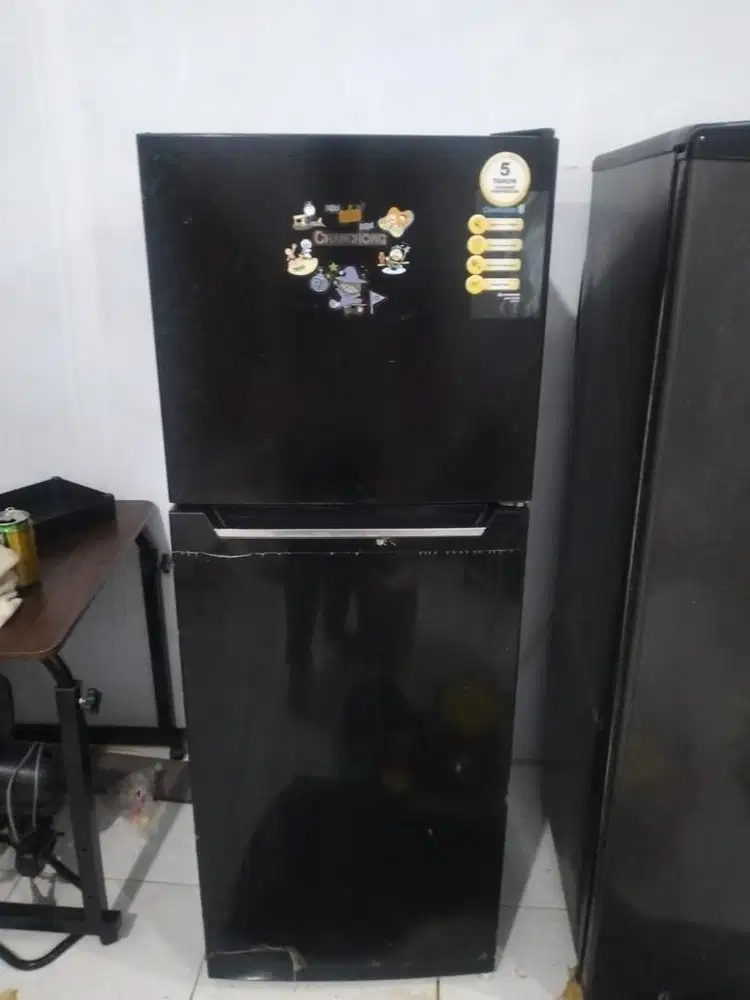 kulkas changhong 2 pintu