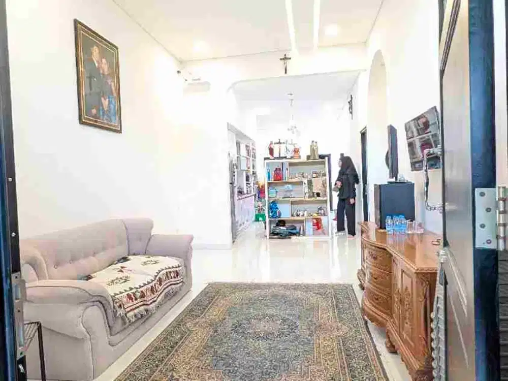 Rumah Citra Gran Cibubur termurah baru renovasi