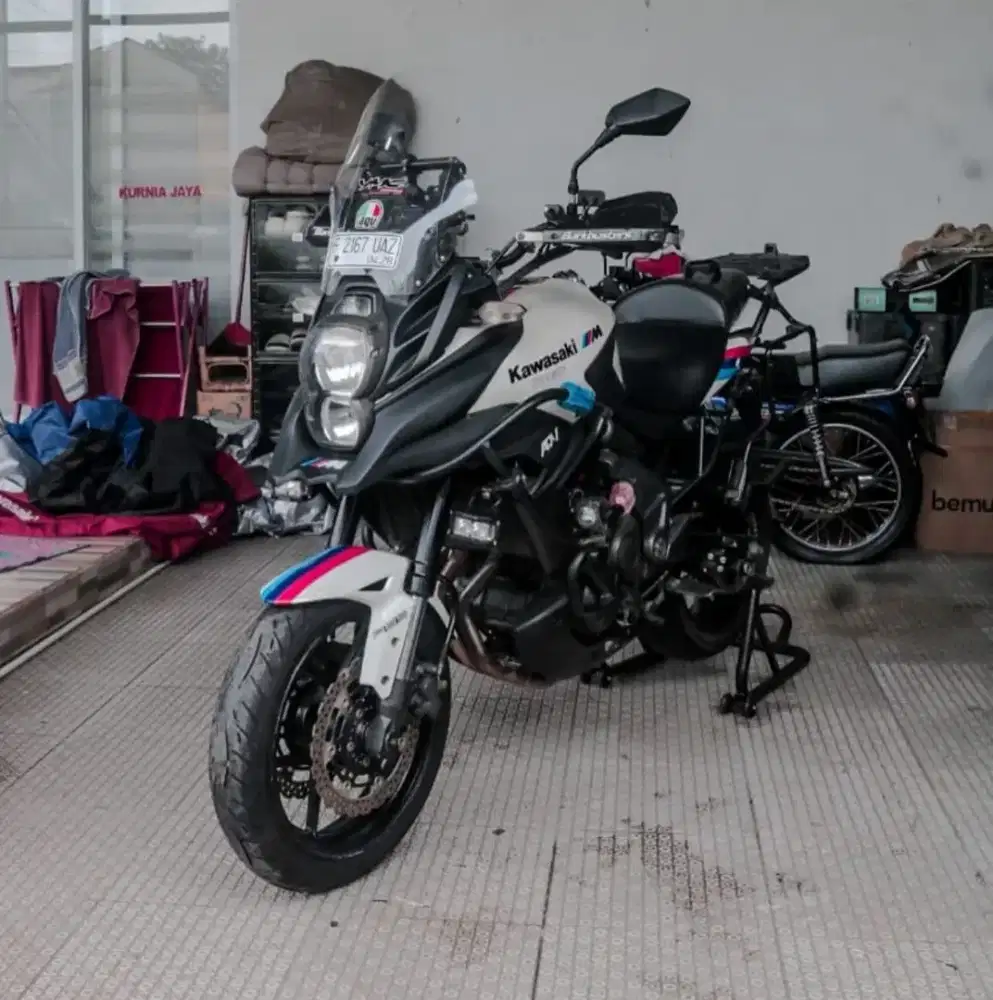 KAWASAKI VERSYS 650 2012