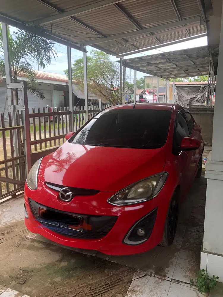 Mazda 2 R Hatchback 2012 Manual