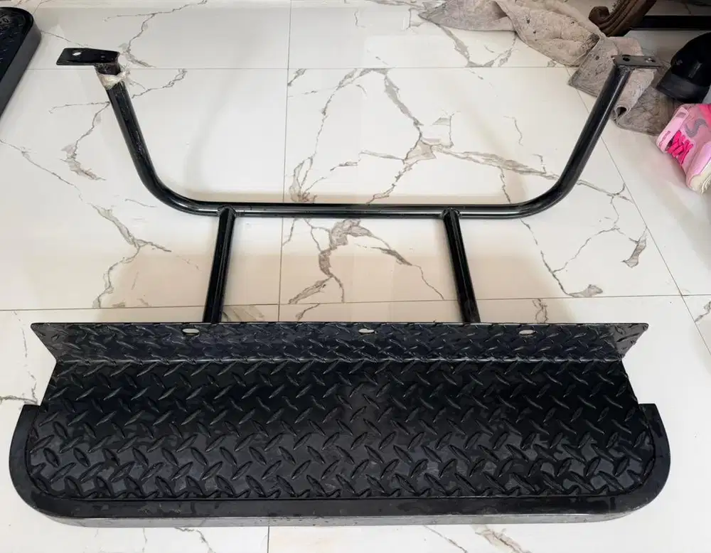 Foot step hiace Pijakan kaki hiace