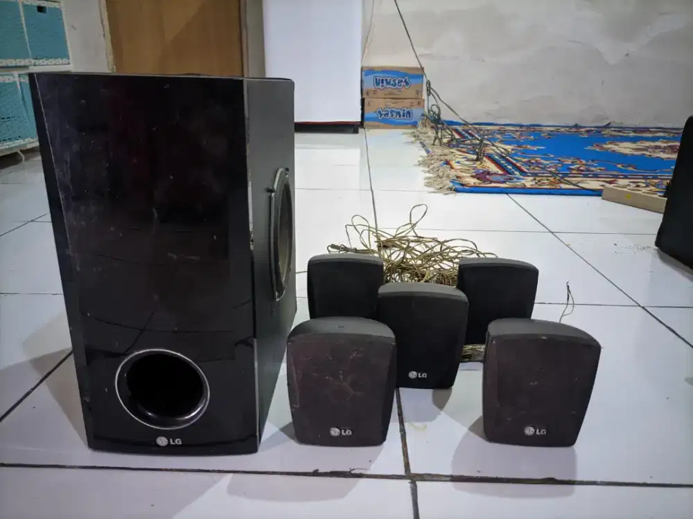Speaker home theater LG