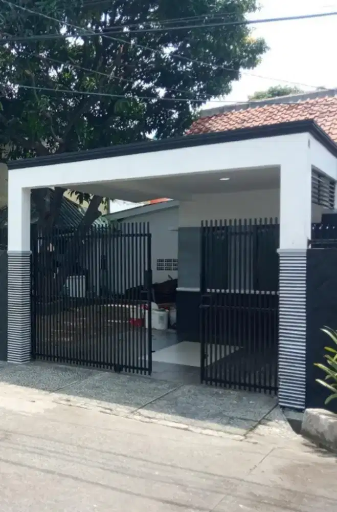 Dijual Rumah Modern di Komplek Perdagangan Kelapa Gading Jakarta Utara