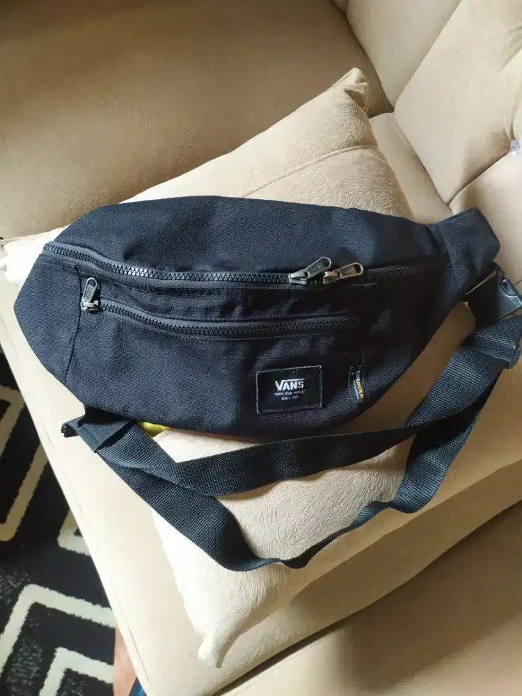 tas sling bag tas slemoang vans cross body x cordura original like new