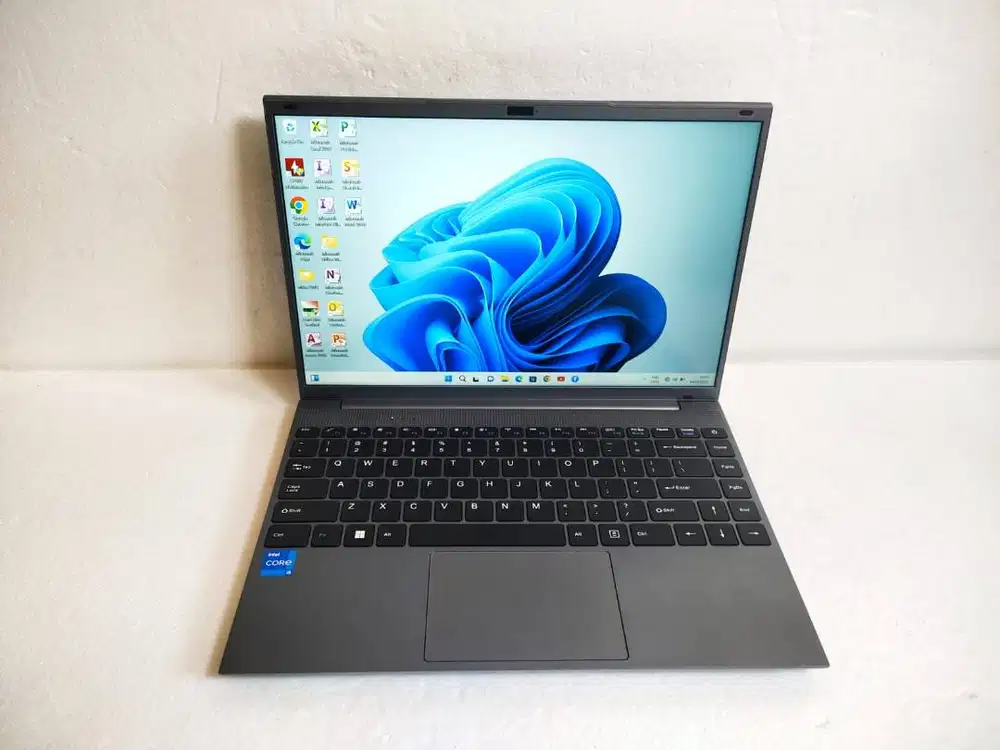 spek gaming i5 gen 11 cuma 3 jutaan, minus touchpad