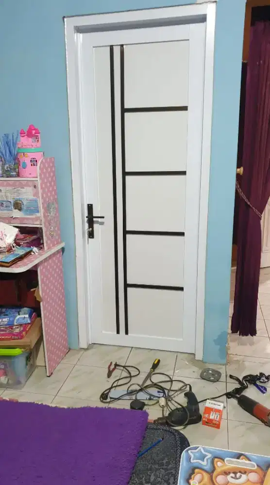 Jual kusen pintu satu dan pintu dua dari bahan aluminium dan kayu