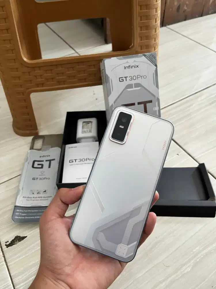 Infinix gt 30 pro garansi jalan