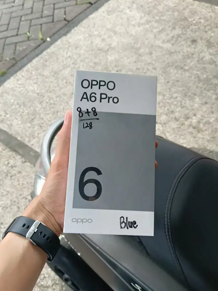 Oppo a6pro batrai 7000 mAh