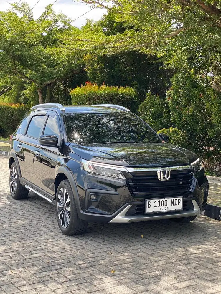 BRV PRESTIGE CVT TAHUN 2023