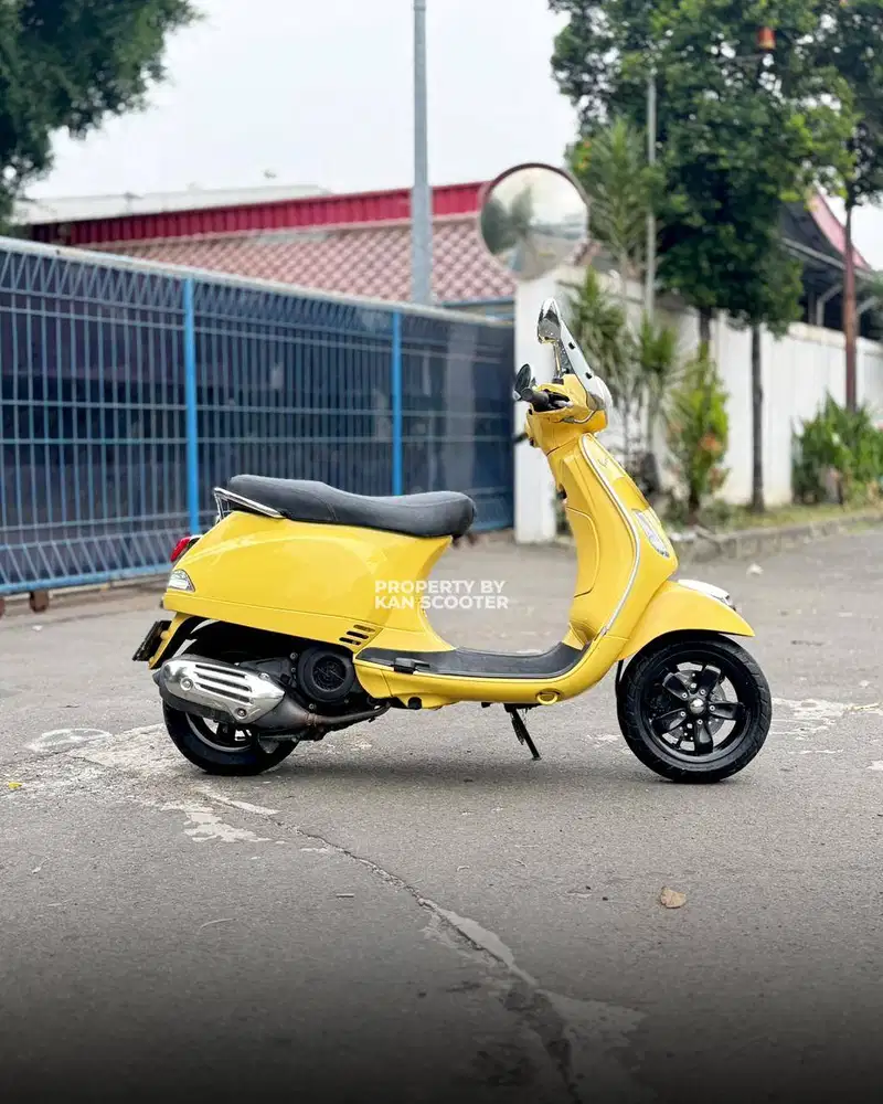 JUAL MURAH VESPA LX 125 IGET 2018 MULUS