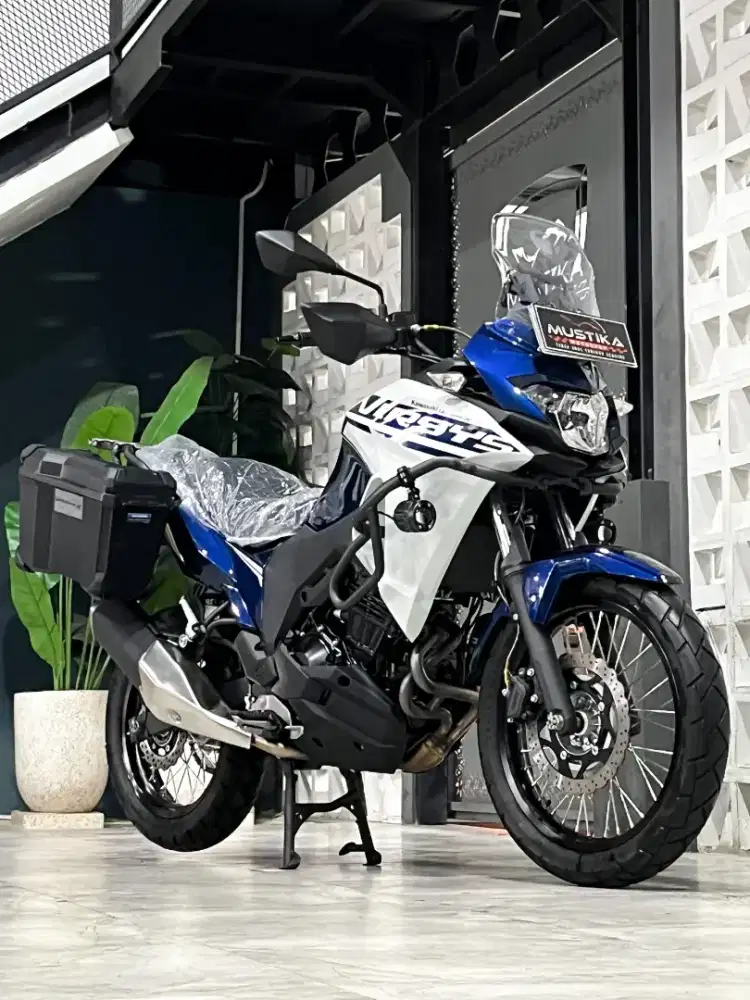 KAWASAKI VERSYS 250 X TOURER 2025 - Chintia Mustika