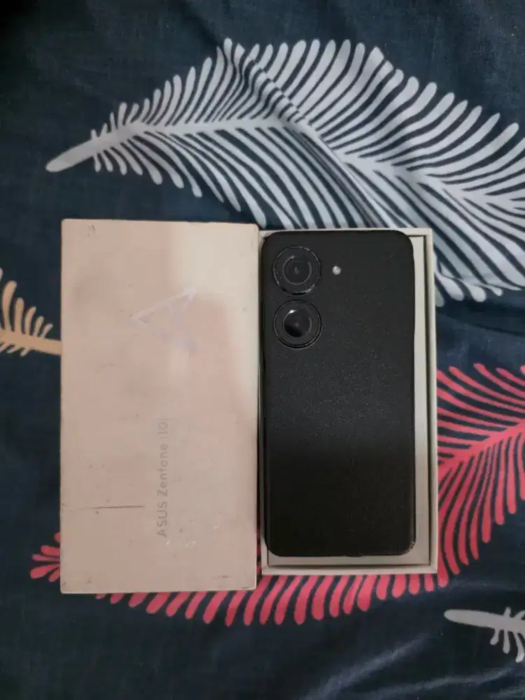Asus Zenfone 10 8/128gb resmi