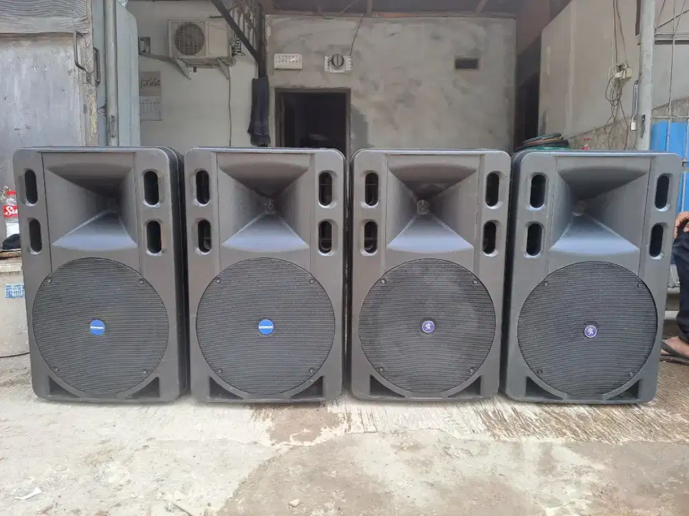 Mackie art 500 italy ada 4 unit