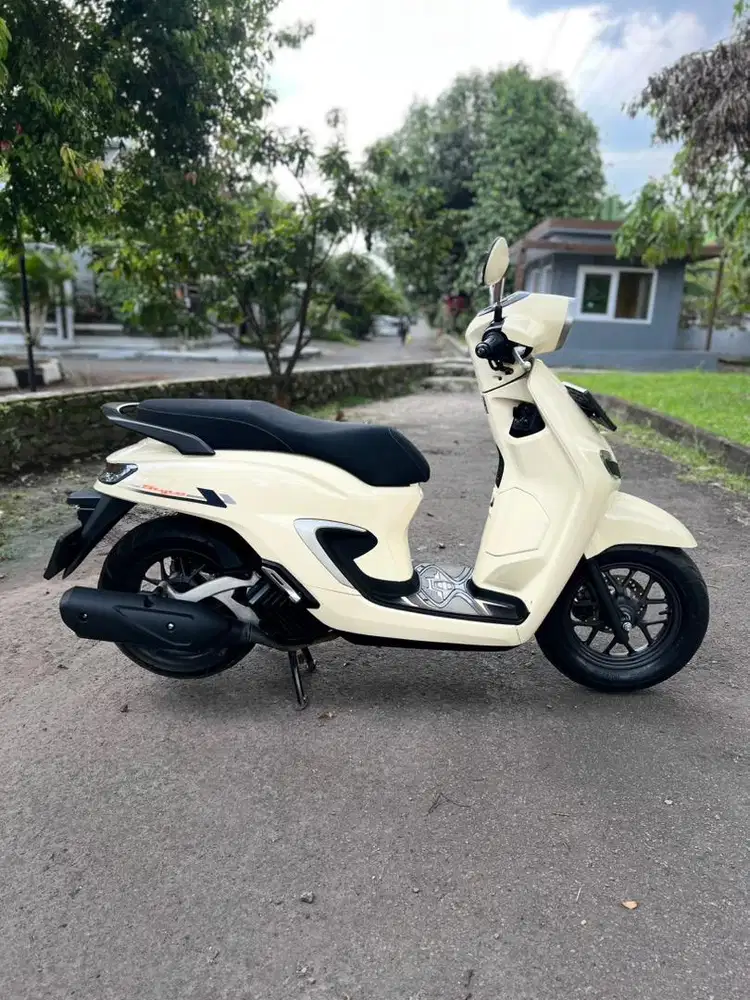 Honda Stylo 160 CBS Low KM 8rb an