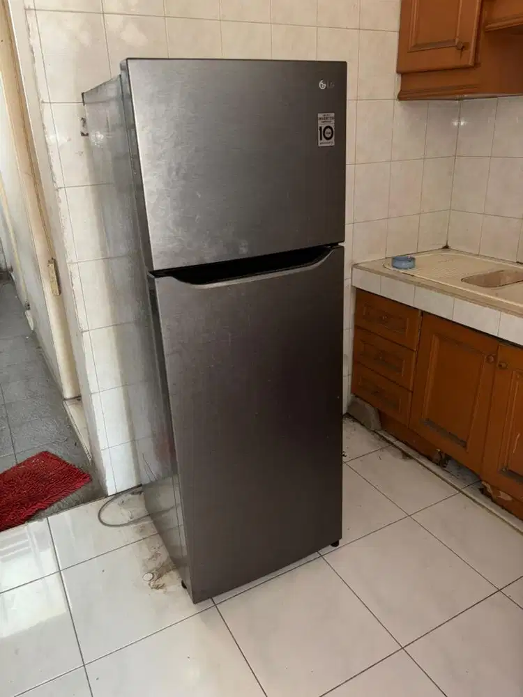 Kulkas LG smart inverter compressor